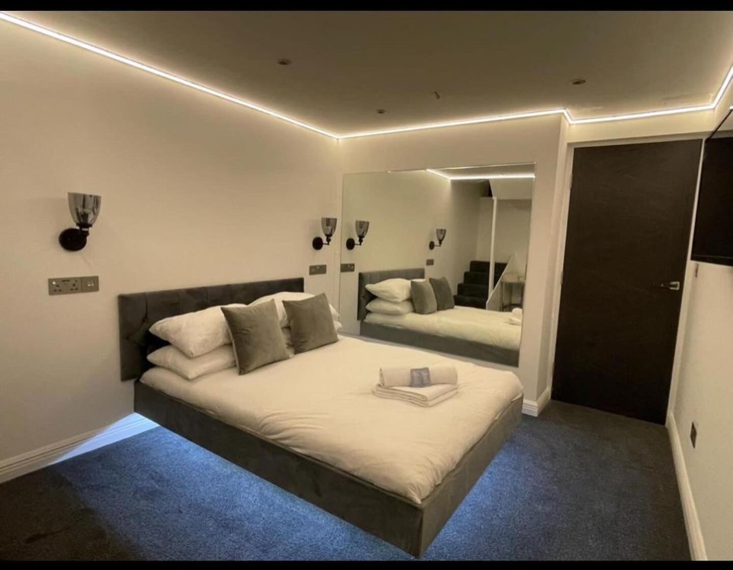 Edinburgh City 2Bedroom & Steam Room! Edimburgo Exterior foto